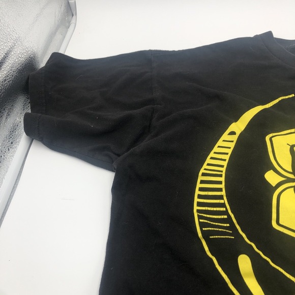 Men's Obey Short Sleeve Graphic TShirt Size Large Yellow Star Flower Graphics - Picture 10 of 16